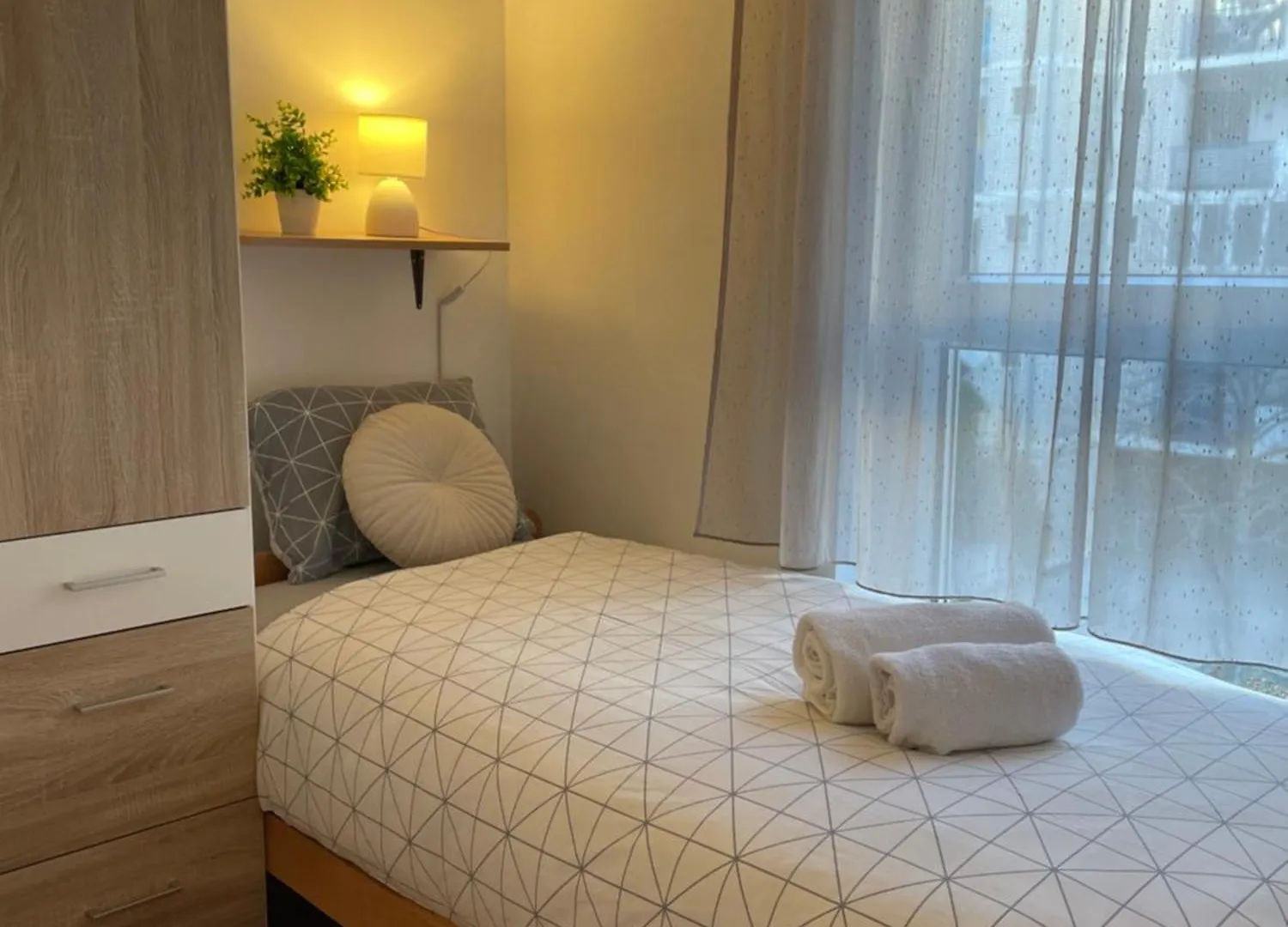 Apartman Neva ,Prostrani Stan U Blizini Mora Πούλα Κροατία